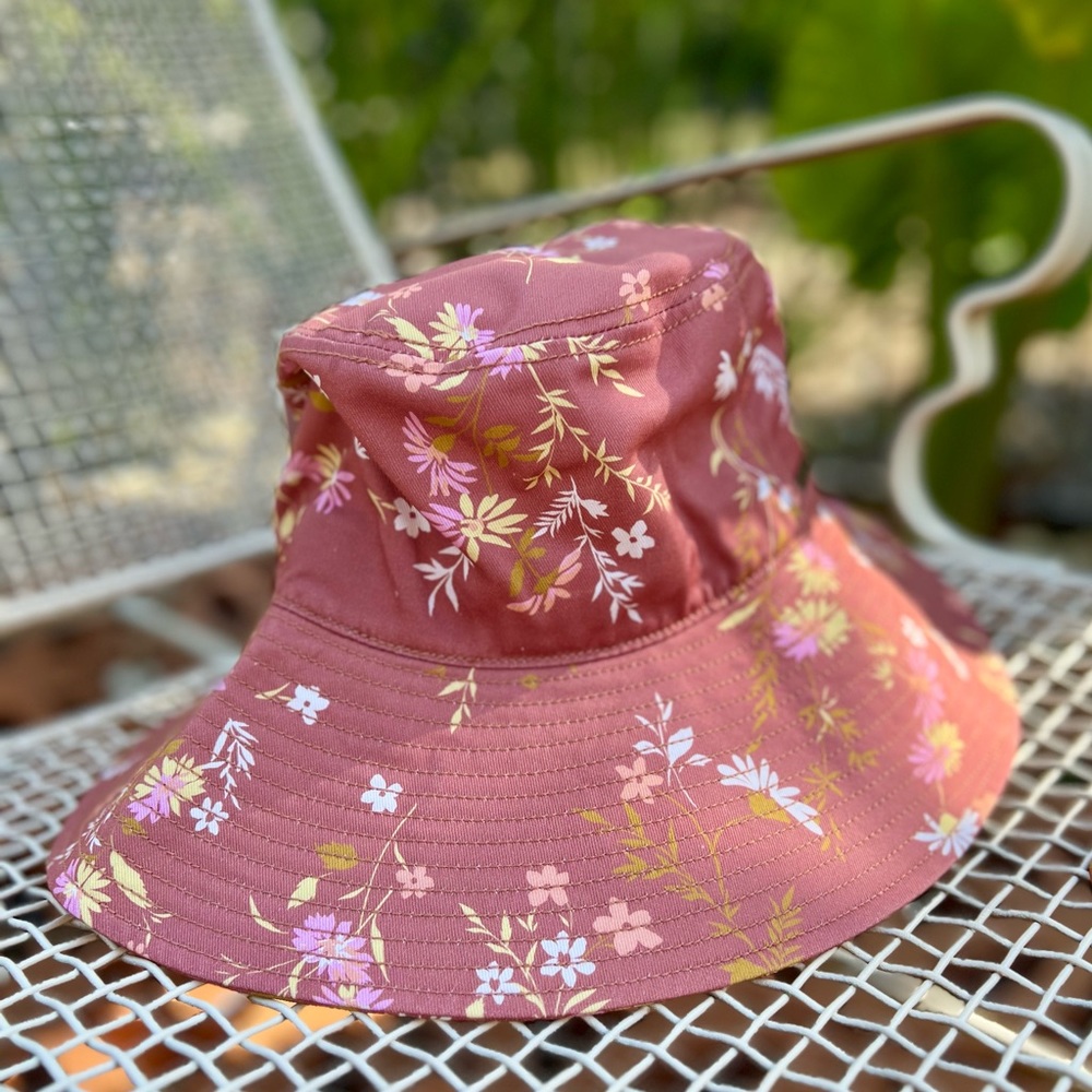 BILLABONG 🌺 TIME TO SHINE BUCKET HAT